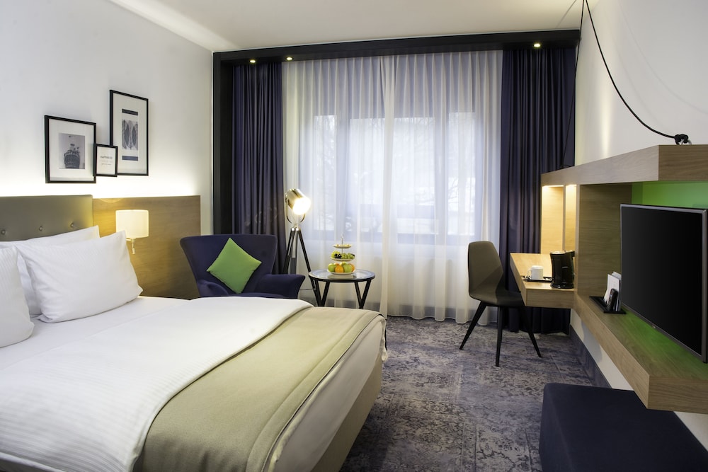 holiday inn stuttgart by ihg