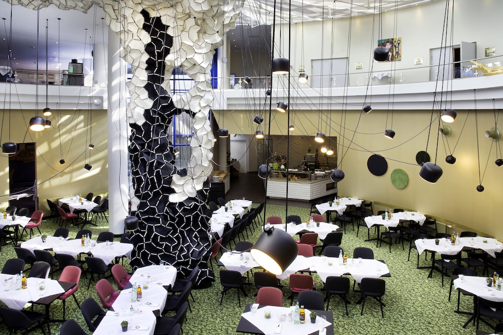 holiday inn stuttgart by ihg