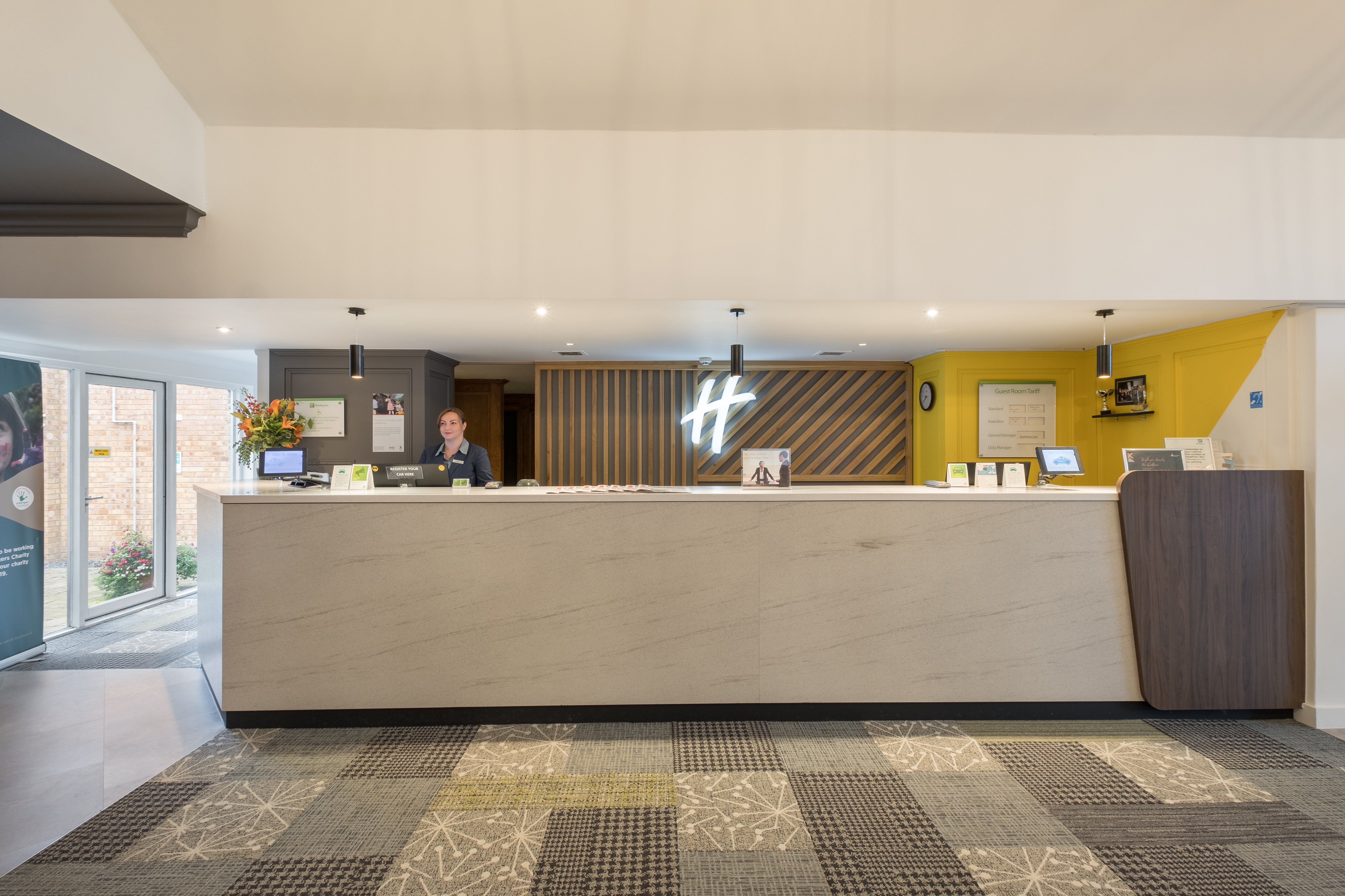 holiday inn swindon by ihg