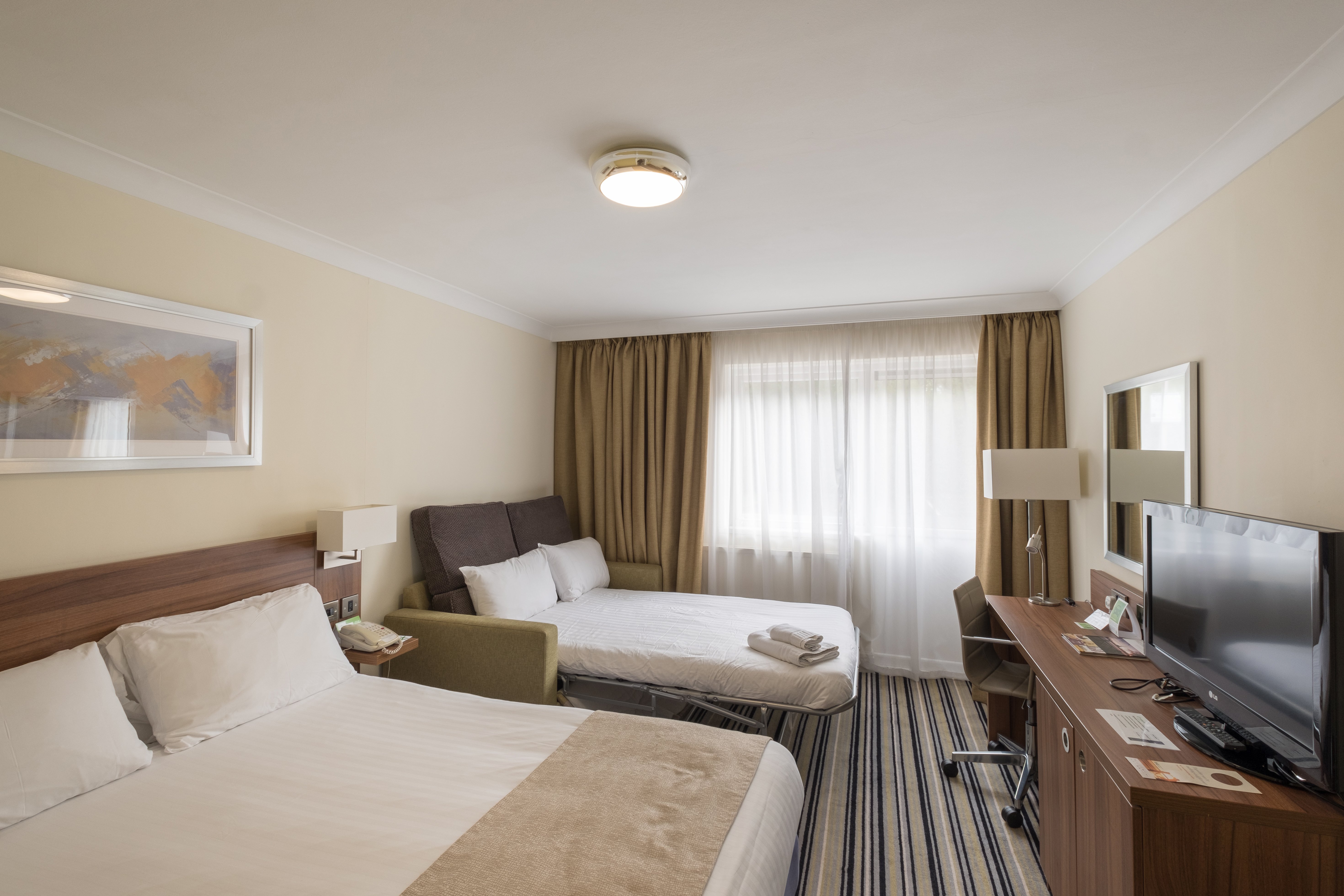 holiday inn swindon by ihg