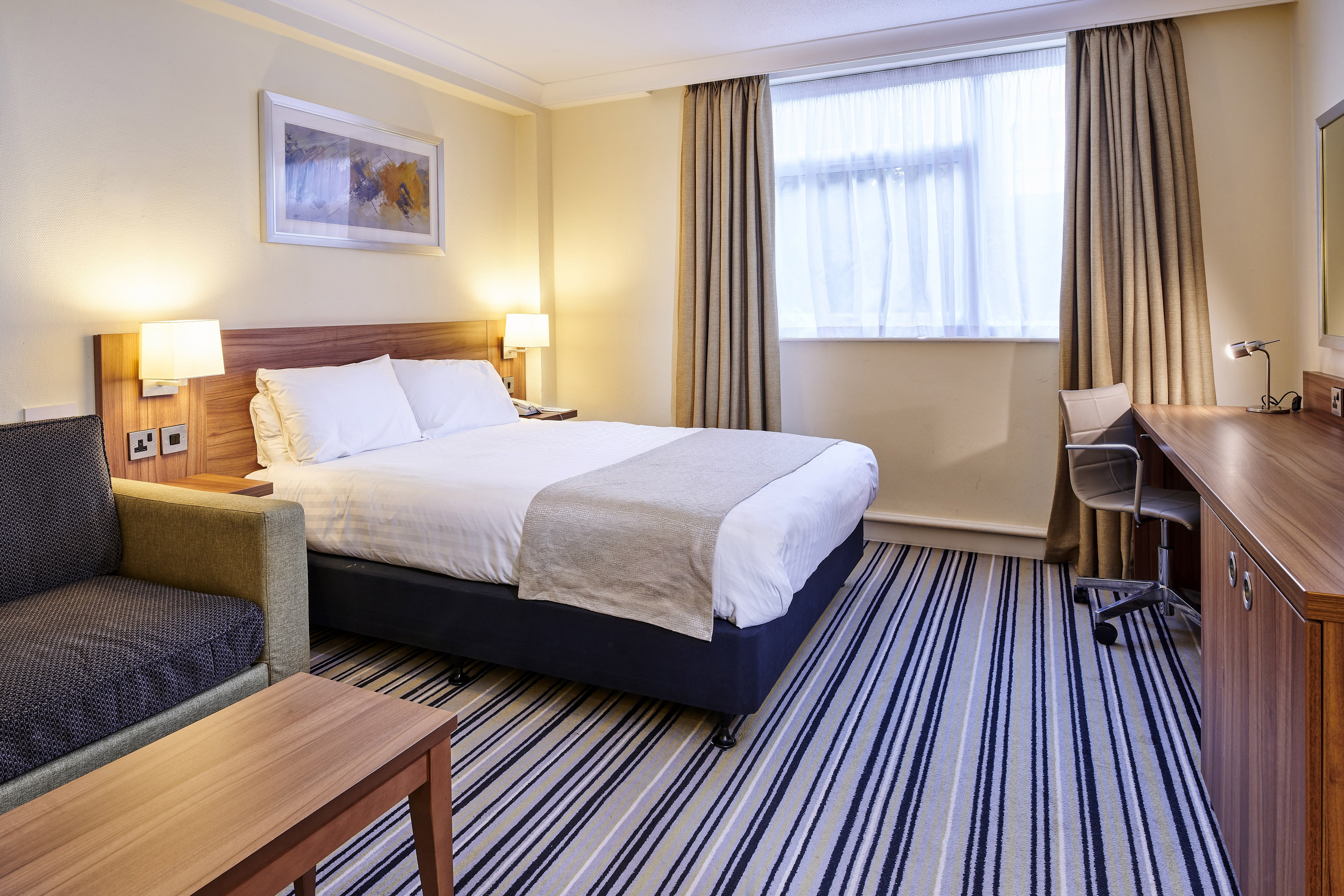 holiday inn swindon by ihg