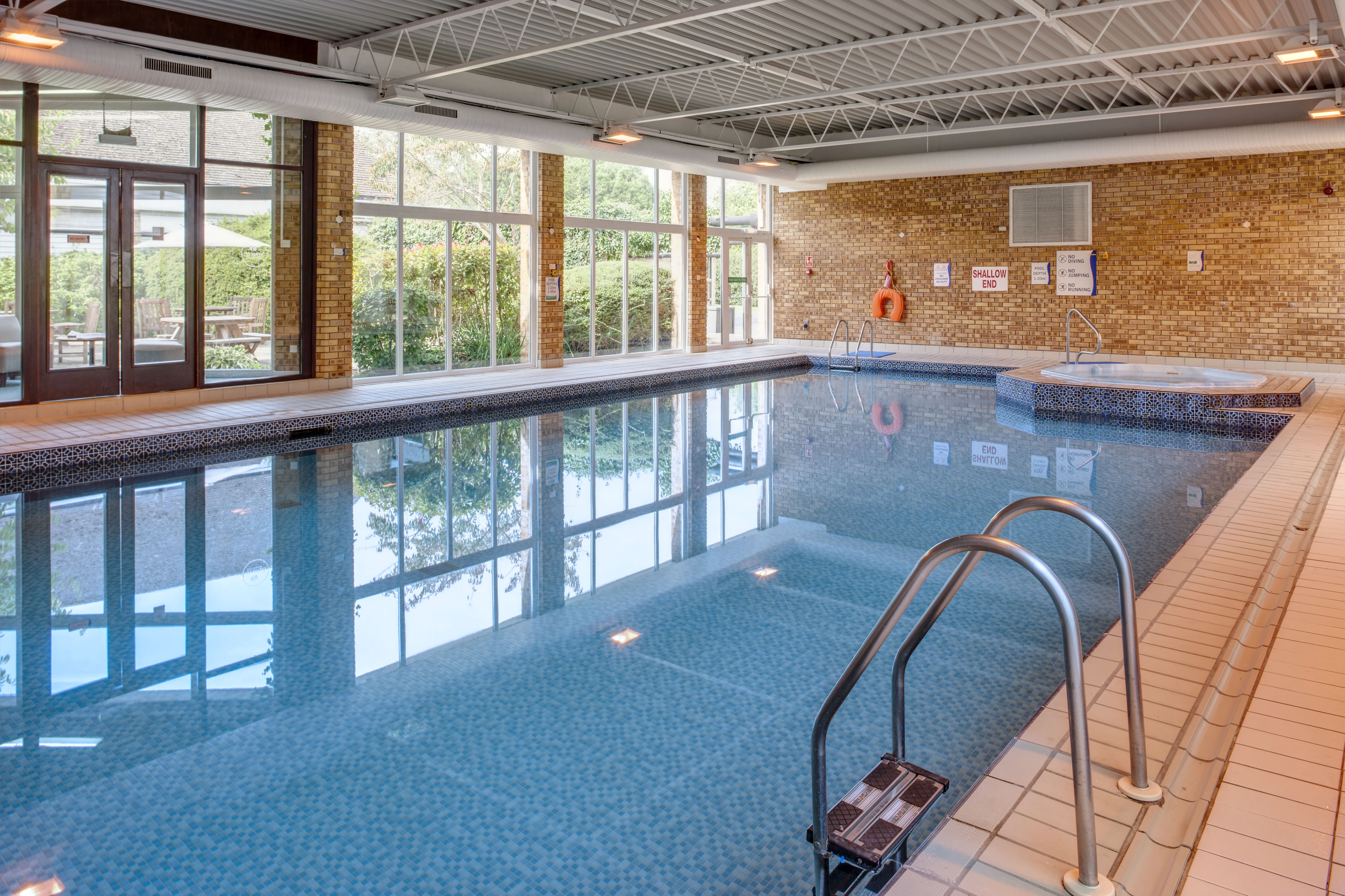 holiday inn swindon by ihg