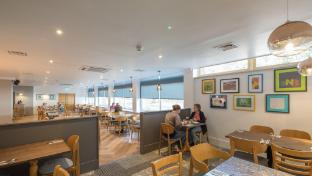 holiday inn swindon by ihg