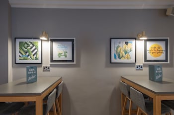 holiday inn swindon by ihg