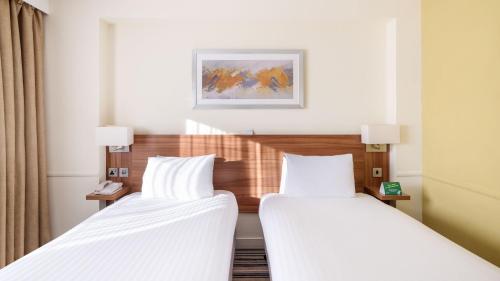 holiday inn swindon by ihg