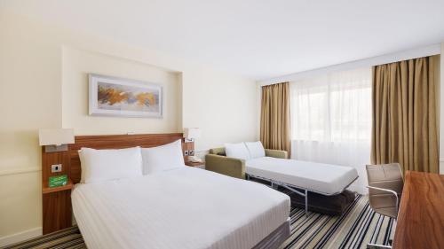 holiday inn swindon by ihg
