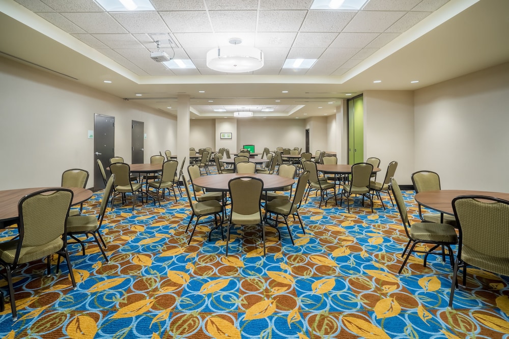 holiday inn terre haute by ihg