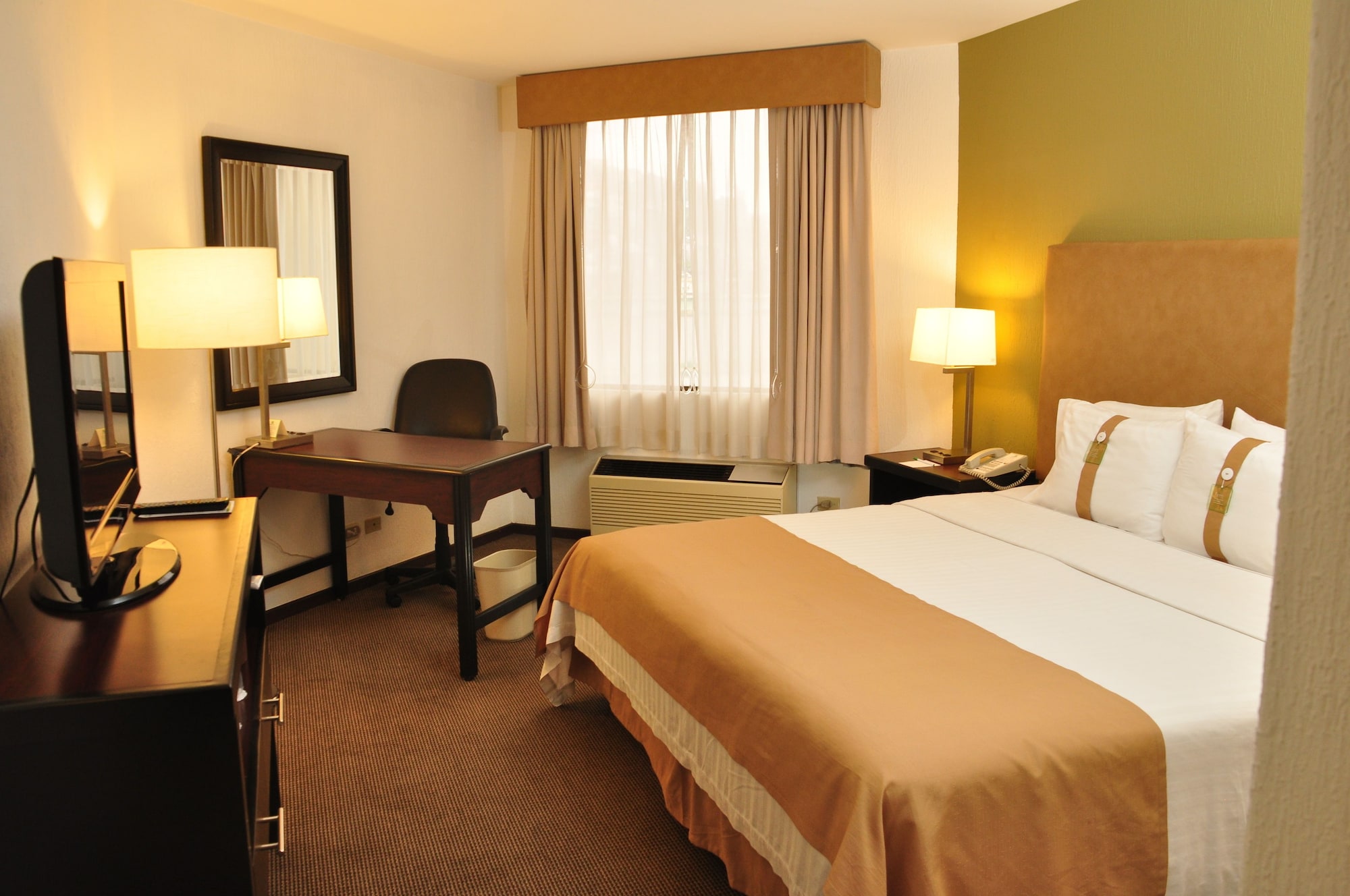 holiday inn tijuana zona rio by ihg
