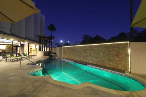 holiday inn tijuana zona rio by ihg