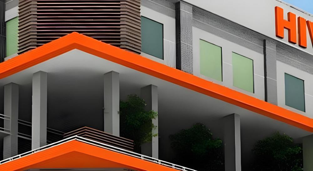 hive hotel and convention place