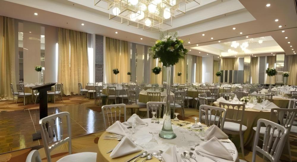 hive hotel and convention place