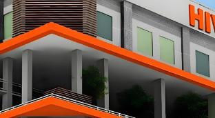 hive hotel and convention place