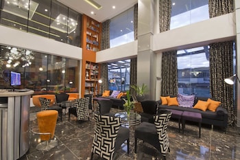 hive hotel and convention place