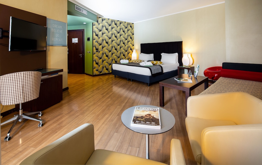 holiday inn turin corso francia by ihg