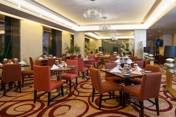 crowne plaza riyadh rdc hotel and convention by ihg