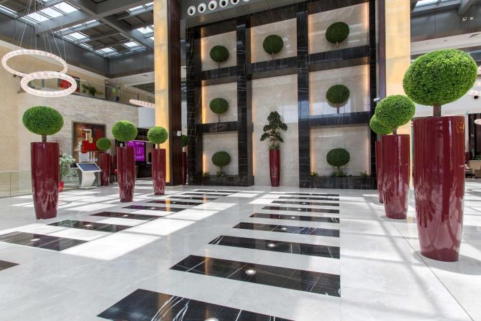 crowne plaza riyadh rdc hotel and convention by ihg