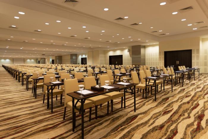 crowne plaza riyadh rdc hotel and convention by ihg