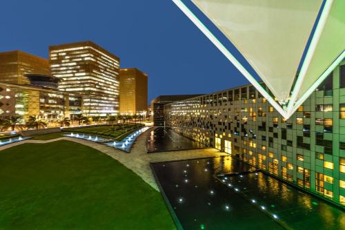 crowne plaza riyadh rdc hotel and convention by ihg