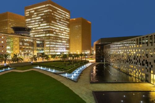 crowne plaza riyadh rdc hotel and convention by ihg