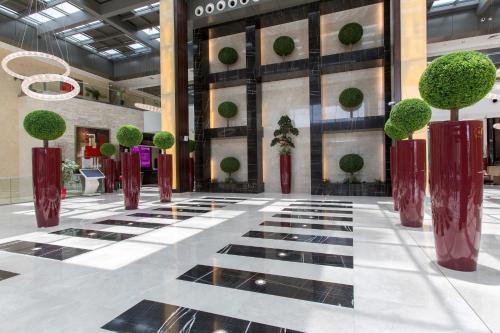 crowne plaza riyadh rdc hotel and convention by ihg
