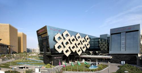 crowne plaza riyadh rdc hotel and convention by ihg