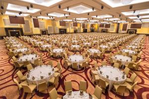 crowne plaza riyadh rdc hotel and convention by ihg