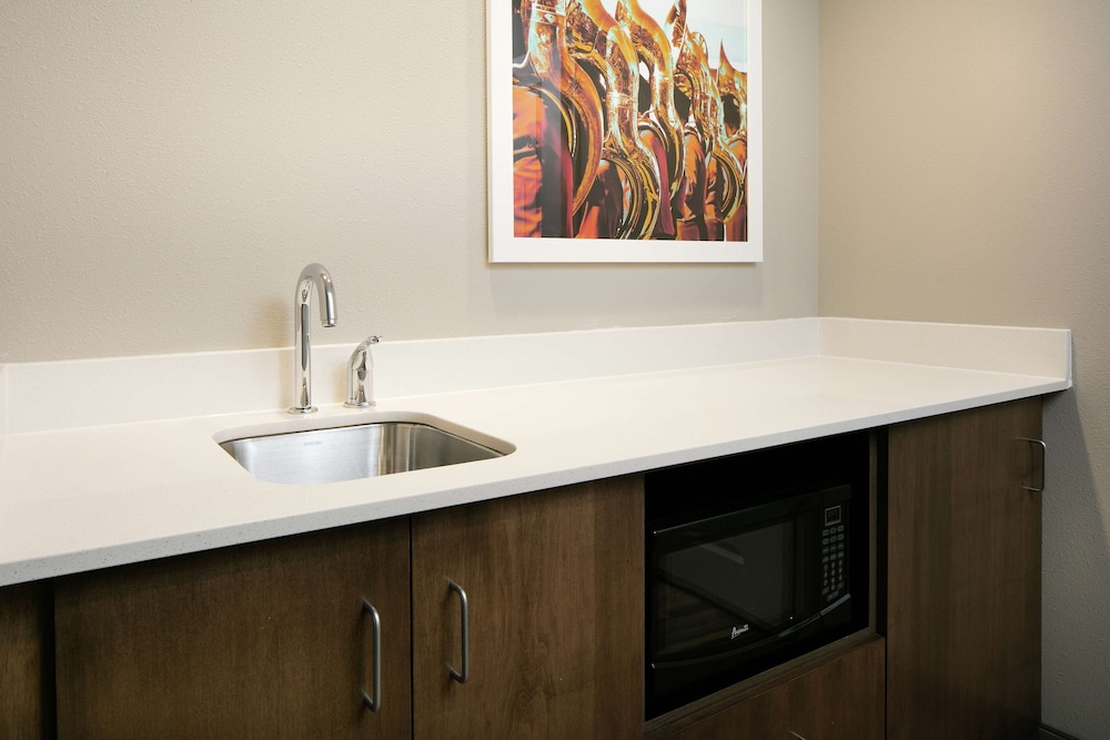 hampton inn and suites minooka