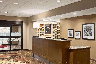 hampton inn and suites minooka