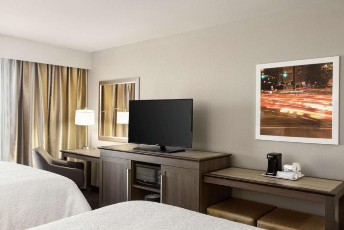 hampton inn and suites minooka