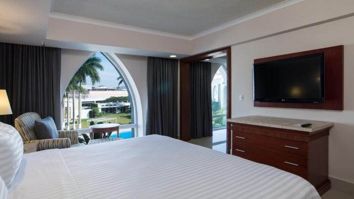 holiday inn tuxtla gutierrez by ihg