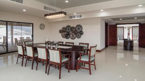 holiday inn tuxtla gutierrez by ihg