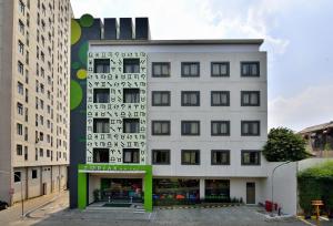 zodiak mt haryono by kagum hotels