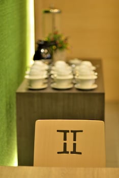 Zodiak Mt Haryono By Kagum Hotels,South Jakarta>>East Jakarta,3 star