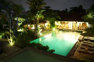 aqua bali villa