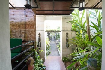 aqua bali villa