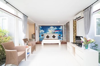 aqua bali villa