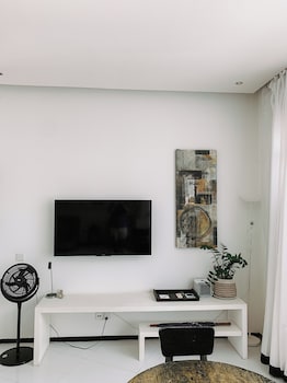 casa artista by villa kresna