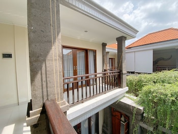 debharata bali villas seminyak