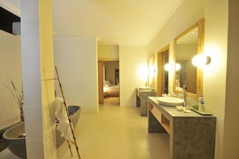 villa bali asri batubelig