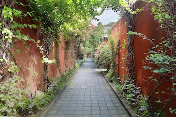 villa bali asri batubelig