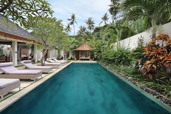 villa bali asri batubelig