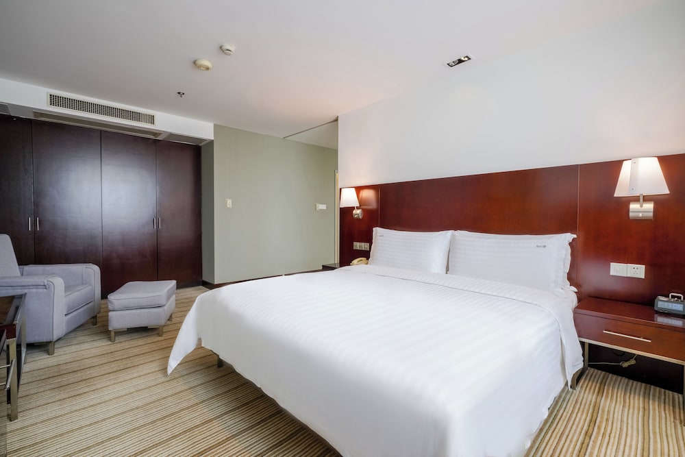 holiday inn vista shanghai by ihg