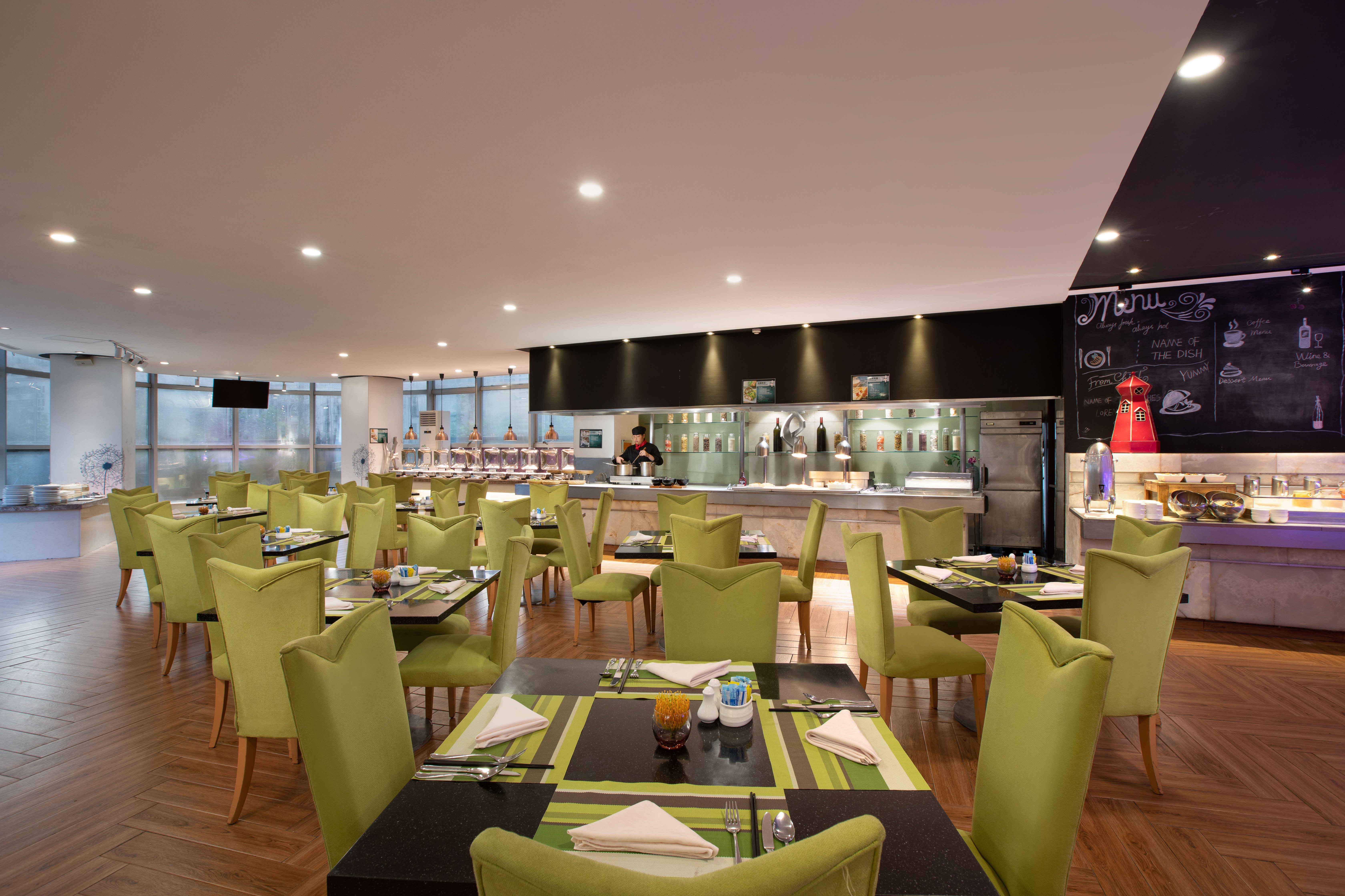 holiday inn vista shanghai by ihg