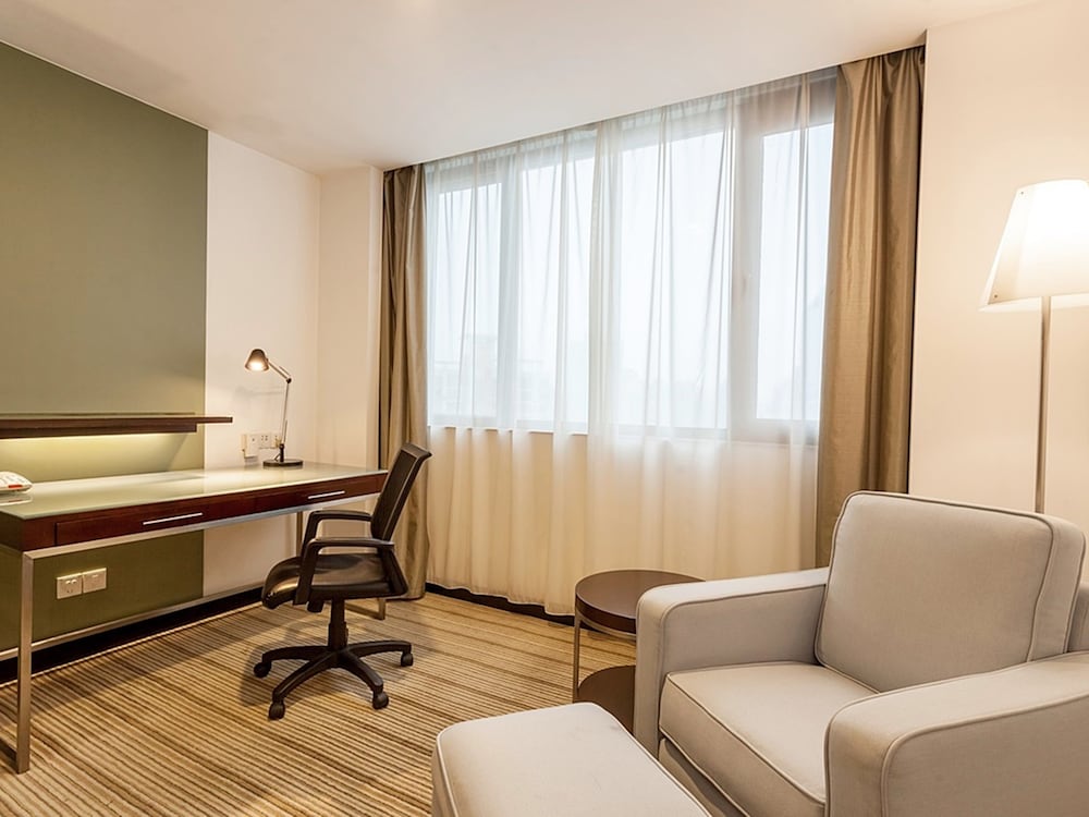 holiday inn vista shanghai by ihg