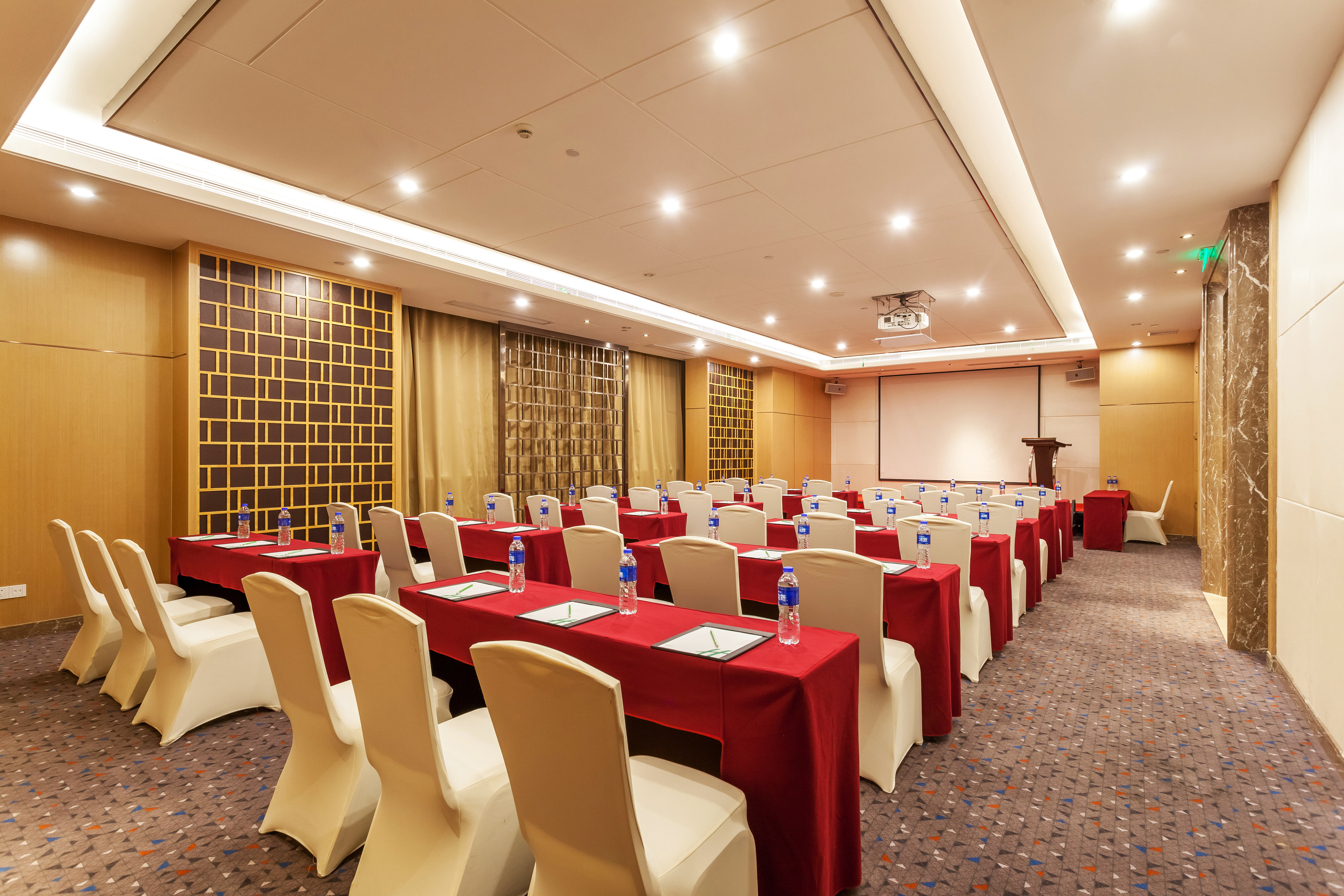 holiday inn vista shanghai by ihg