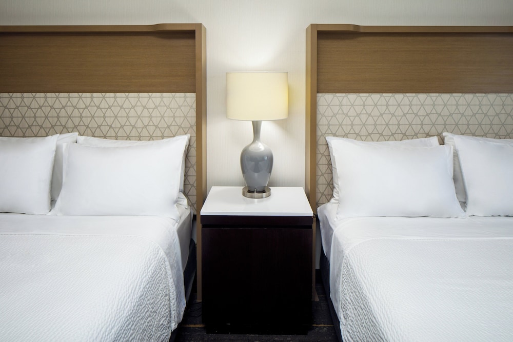 holiday inn weirton steubenville area by ihg