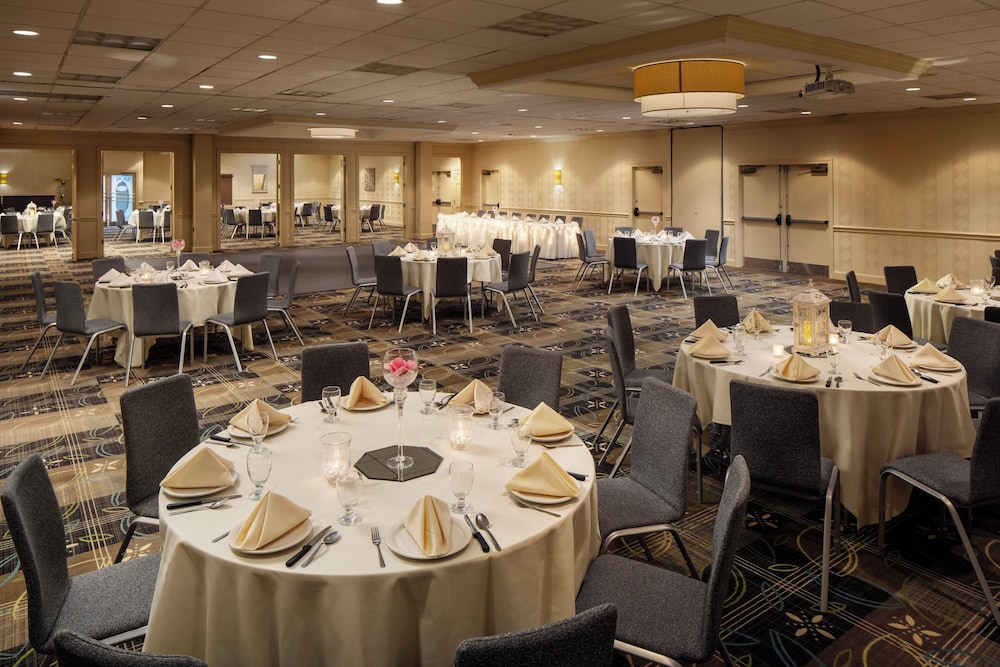 holiday inn weirton steubenville area by ihg