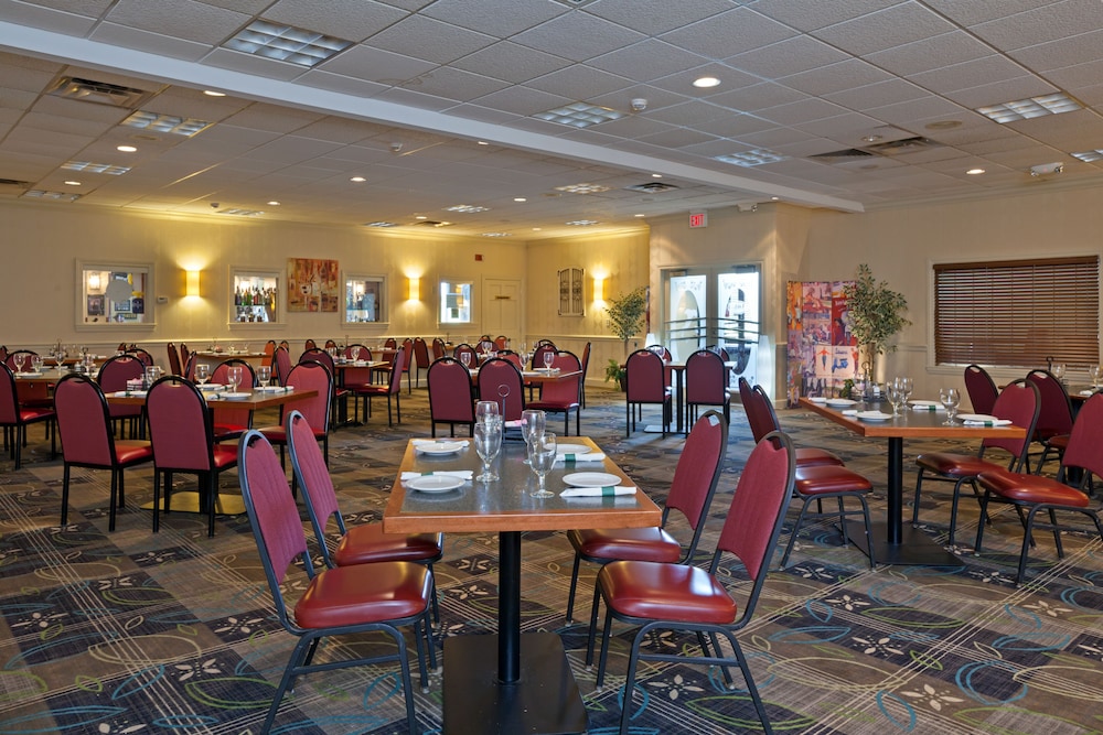 holiday inn weirton steubenville area by ihg