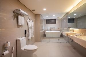 jinjiang inn makati