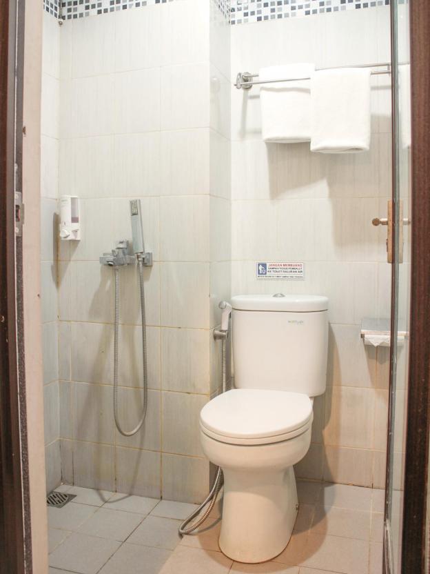 urbanview hotel grand malabar bandung by reddoorz